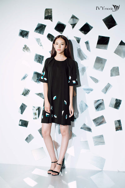 ĐẦM SENORA MẮT MÈO